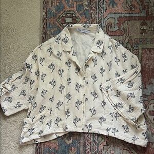Zara Cream Button-Up Blouse with Black Floral Print